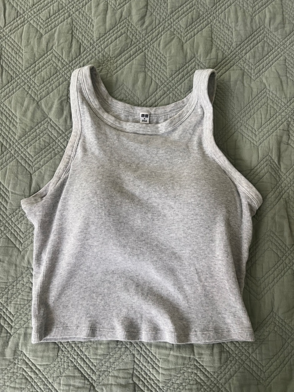 UNIQLO Ribbed Cropped Bra Top in Light Gray Size M